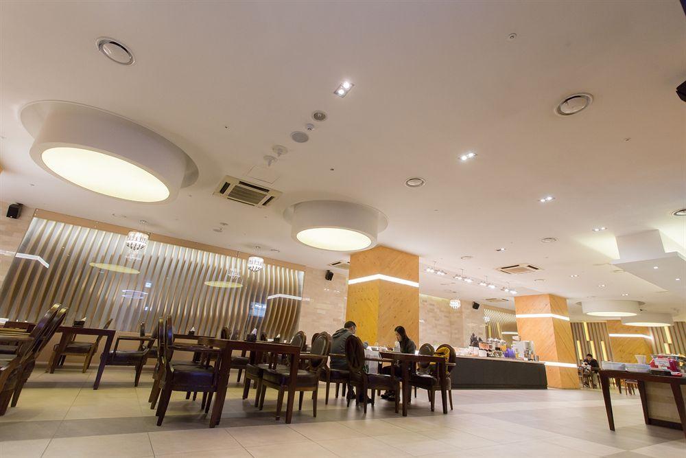 Hotel The Marevo Suwon